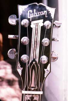 Inlay on Gibson Headstock